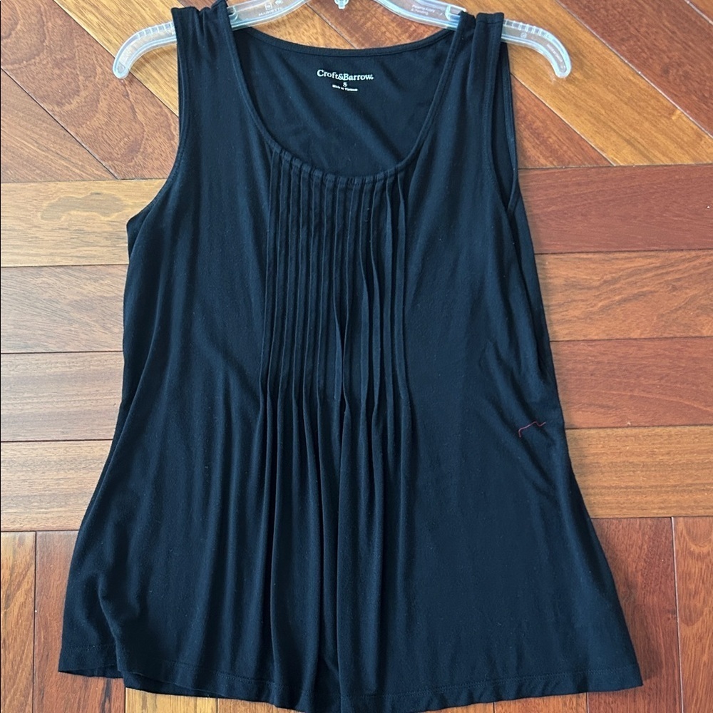 Croft & Barrow Women's Elegant Black Tank Top